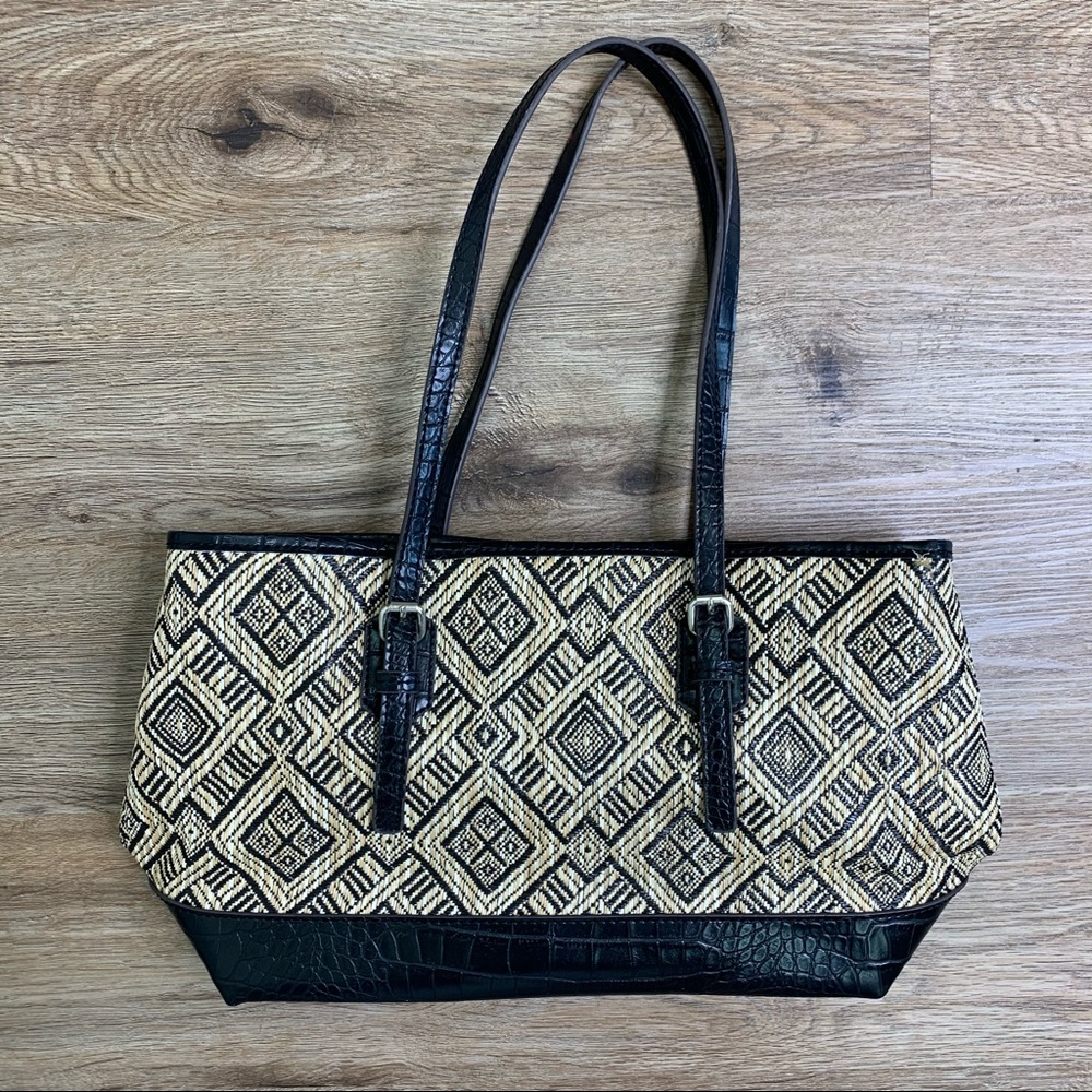Dana Buchman Women's Black & Tan Shoulder Bag - Picture 3 of 12